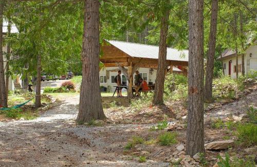 Kaslo Hotel | The Sentinel