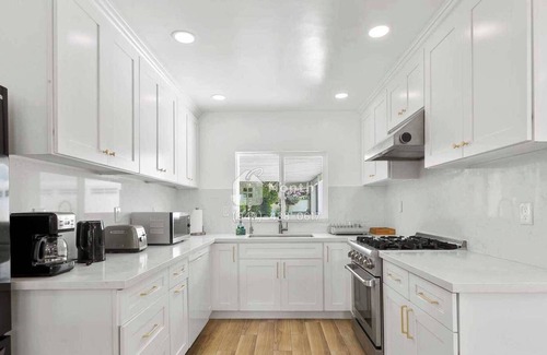Westchester House | The Serene Haven on Los Angeles #41787