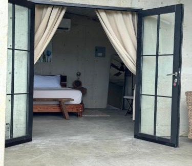 Juan Martin Bed & Breakfast | The Serene House Bed & Breakfast