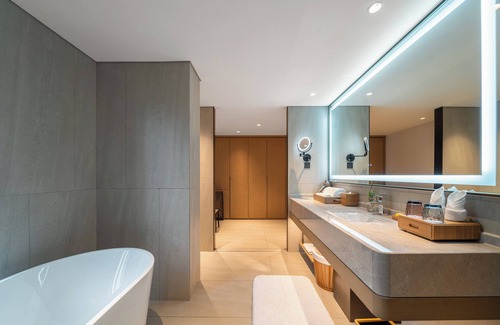 Xihu Hotel | The Serene House