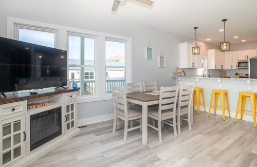 Harkers Island Apartment | The Shackleford at Lookout Harbor