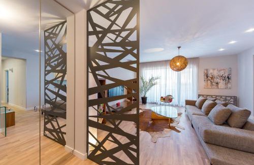 Baneasa Apartment | The Shades of Grey-Tranquil 4th-Floor Apartment Baneasa Area