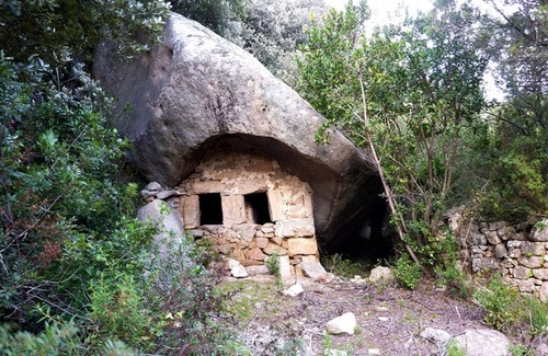 Figari House | The sheepfolds of Ogliastrello in the far south of Corsica