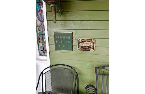 Strasburg House | The Shenandoah Basset Dacha