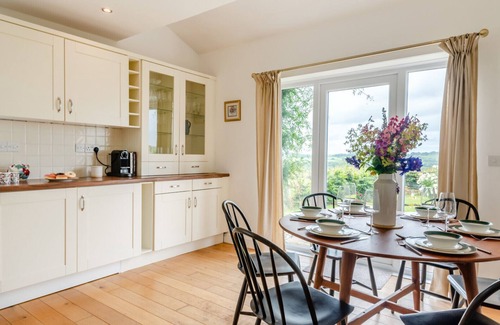 Kneesall House | The Shepherds Cottage - Newark