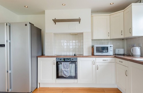 Kneesall House | The Shepherds Cottage - Newark