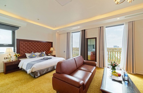 Ngo Quyen Hotel | The Shine Hotel