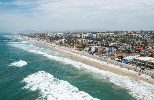 Townsite Apartment | The Shining Sea C