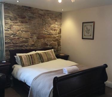 Cromarty Firth Hotel | The Ship Inn
