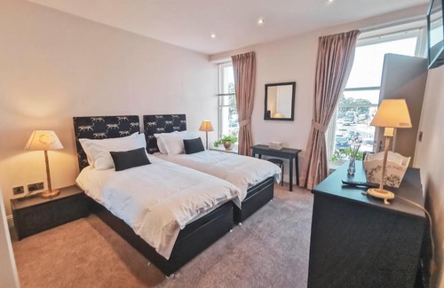 Fisherrow Hotel | The Ship Inn