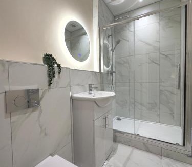 West Cliff Hotel | The Shore