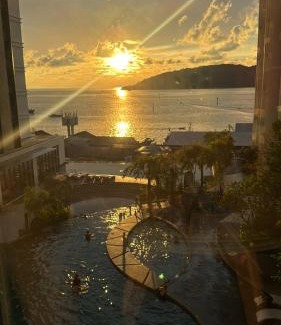 Downtown Kota Kinabalu Apartment | The Shore Kota Kinabalu by Ems Executive Suites Seaview