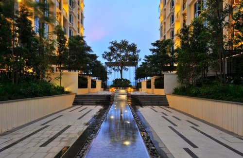 Bunga Paya Pantai Apartment | The Shore Residence Apartment