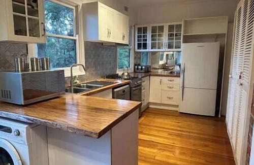 Kalorama Bed & Breakfast | The Sister Cottage in Kalorama