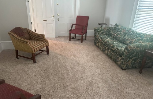 Hartwell House | The Skelton House: spacious 8-bedroom house in charming Downtown Hartwell