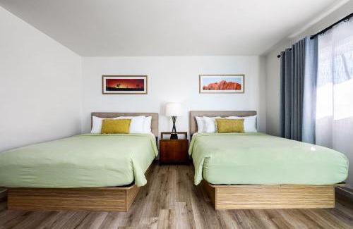 Uptown Design District Hotel | The Skylark, a Palm Springs Hotel