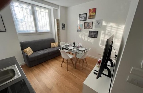 Ripamonti Corvetto Apartment | The Small White House In Milan
