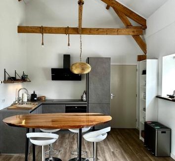 Achthuizen House | The Smiling Buddha
