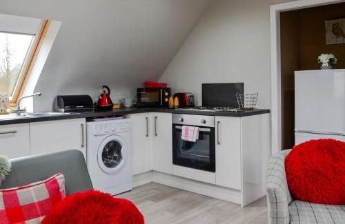 Bathgate House | The Snug