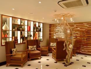 Male Hotel | The Somerset Hotel
