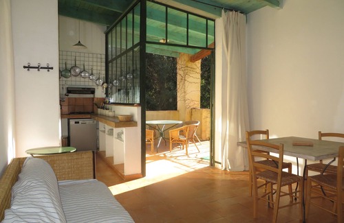 Calenzana House | The South Cottage, bioclimatic and large swimming pool.