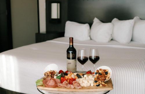 Southlake Hotel | The Southlake Hotel