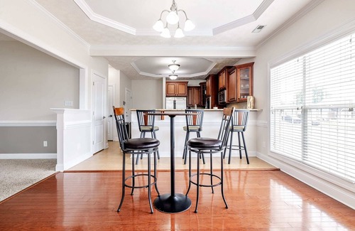 Westover House | The Spacious Murray Retreat