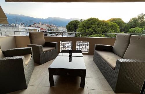 Sparta Apartment | The Spartan Penthouse