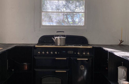 Ettalong Beach House | The Special House - Moments to the water