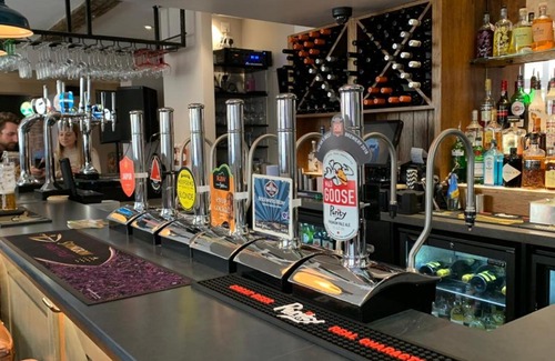 Chesterfield Hotel | THE SPREAD EAGLE chesterfield