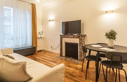 Asnieres-sur-Seine Apartment | The Square, Paris-Asnières - 10 min from Galeries Lafayette