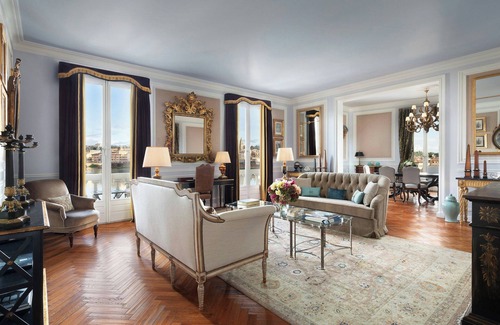 Santa Maria Novella Hotel | The St. Regis Florence