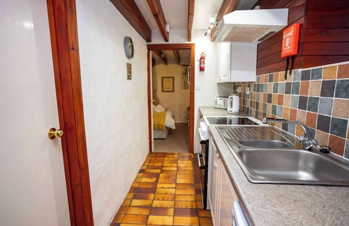 Penally Apartment | The Stable - One Bedroom Apartment - St Florence