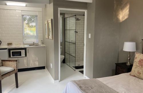 Howick House | The Stables on Drew Avenue