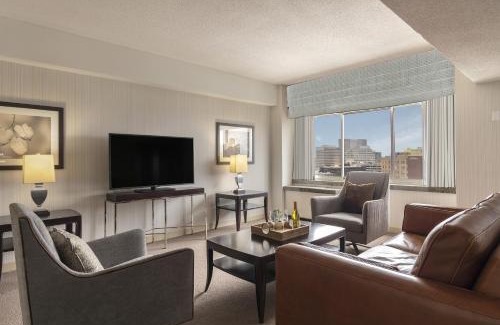 Downtown Hotel | The Stamford Hotel