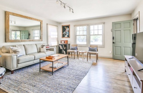 Heart of Lubbock House | The Stardust Cowboy in Tech Terrace