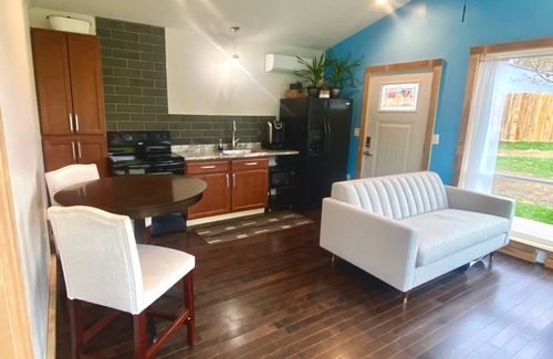 Zaleski Cabin | The StarGazer farm Stay 20 mins from hocking hill w/fast internet