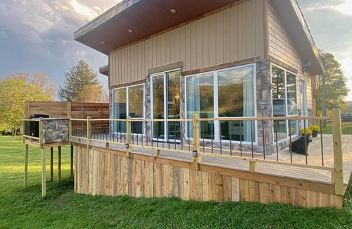 Zaleski Cabin | The StarGazer farm Stay 20 mins from hocking hill w/fast internet