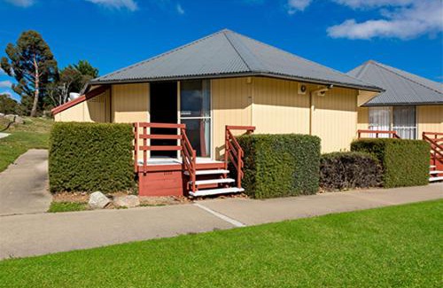 Jindabyne Resort | The Station Hotel