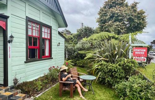 Collingwood Hotel | The Station House Motel
