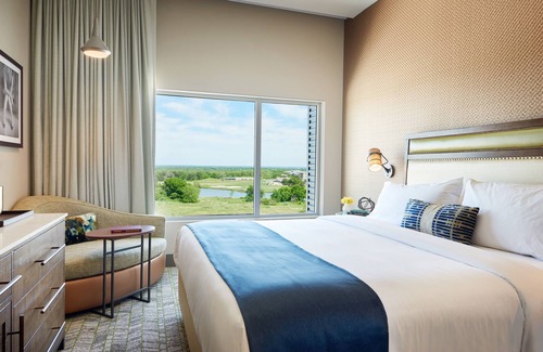 College Station Hotel | The Stella Hotel, Autograph Collection