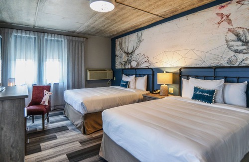 Downtown Kenosha Hotel | The Stella Hotel & Ballroom