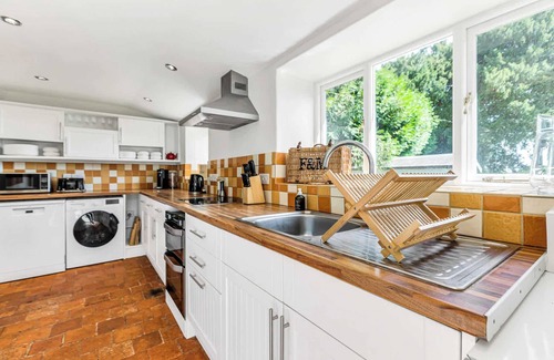 Medbourne House | The Stone House - Hot Tub Packages Available