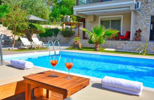 Ano Korakiana House | The Stone Villas