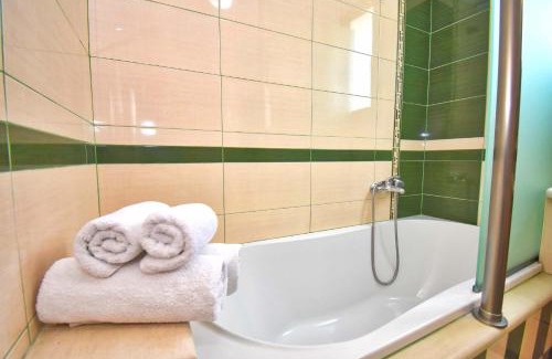 Ano Korakiana House | The Stone Villas