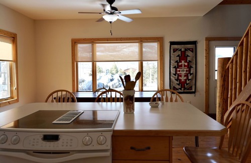 Emigrant House | The Stonefly House- 3 bed/2.5 bath custom stone home, Yellowstone River Front