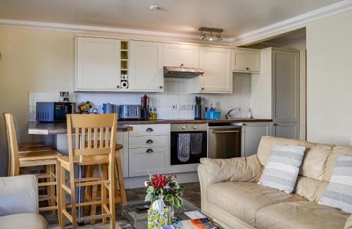 Wing House | The Store - Uk47539