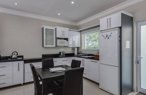 Summerstrand Apartment | "the Studio" at Brighton Manor no69