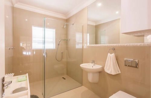 Summerstrand Apartment | "the Studio" at Brighton Manor no69