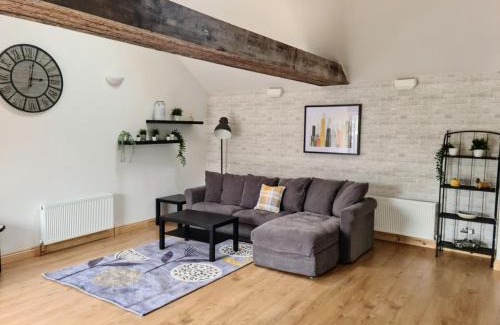 High Littleton Apartment | The Studio